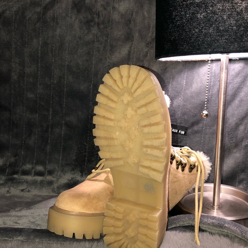 Brand new Tan boots